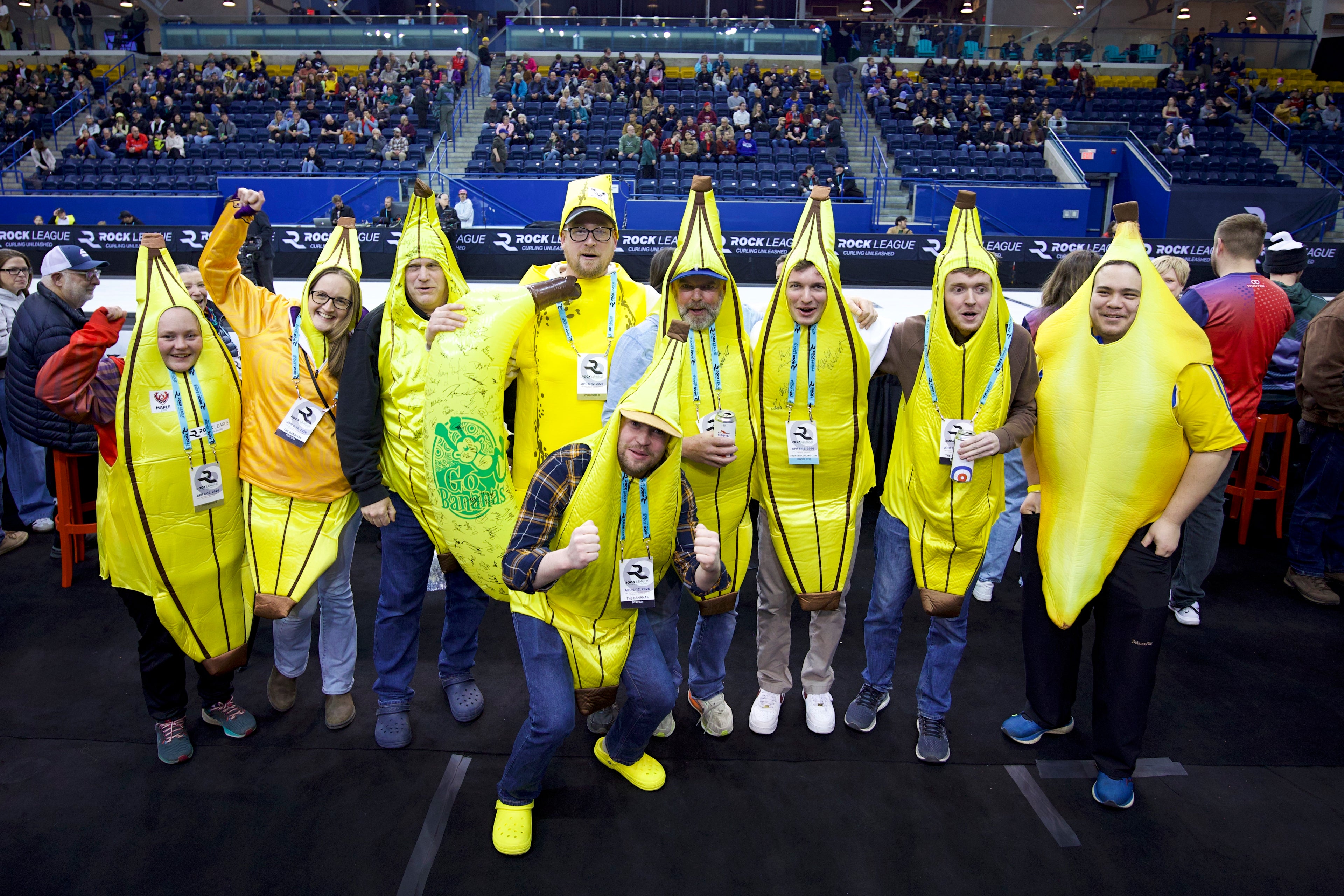 Curling Bananas Fan Club 2026/2027